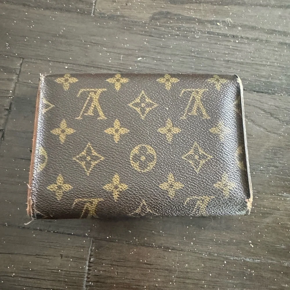 Louis Vuitton Trifold Snap Monogram Wallet